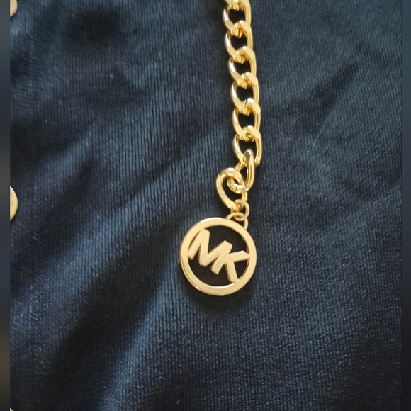 MICHAEL KORS Long Dress, Snap Front, V Neck, 2 Front Pockets, MK Gold Chain Belt - Picture 3 of 6